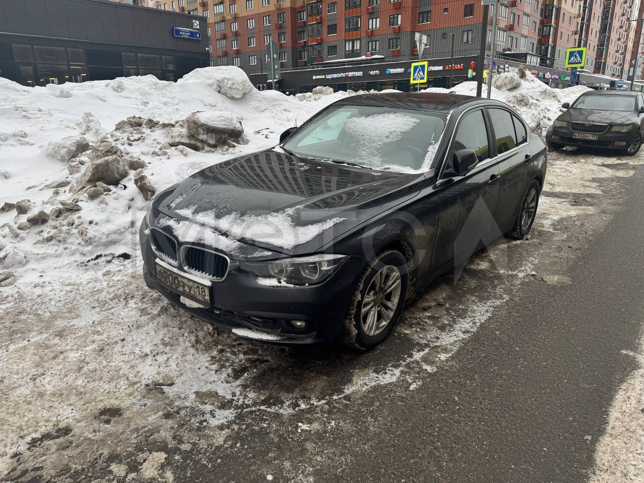 BMW 318I 2016 год