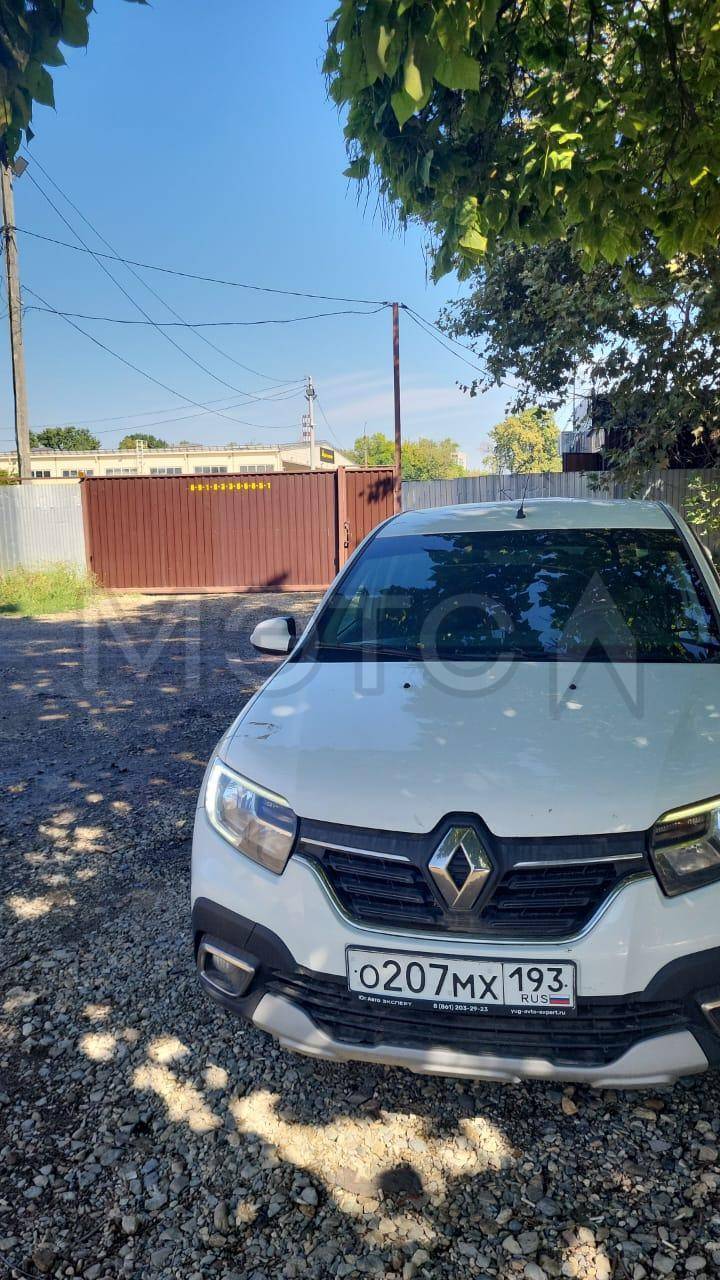 Renault Logan 2022 год