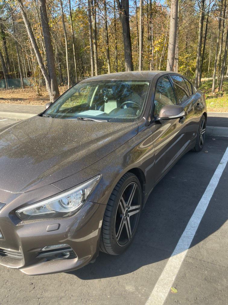 Infiniti q50 2015 год