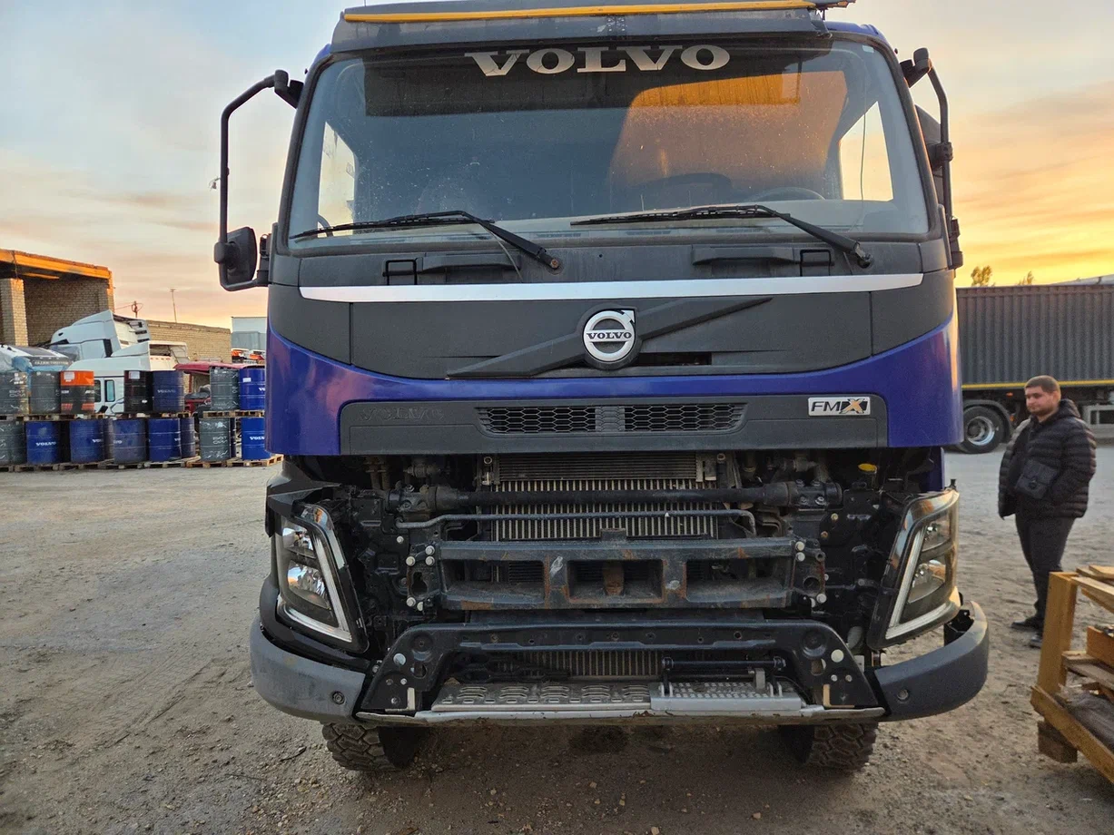 Volvo FM-TRUCK 6x6 2018 год