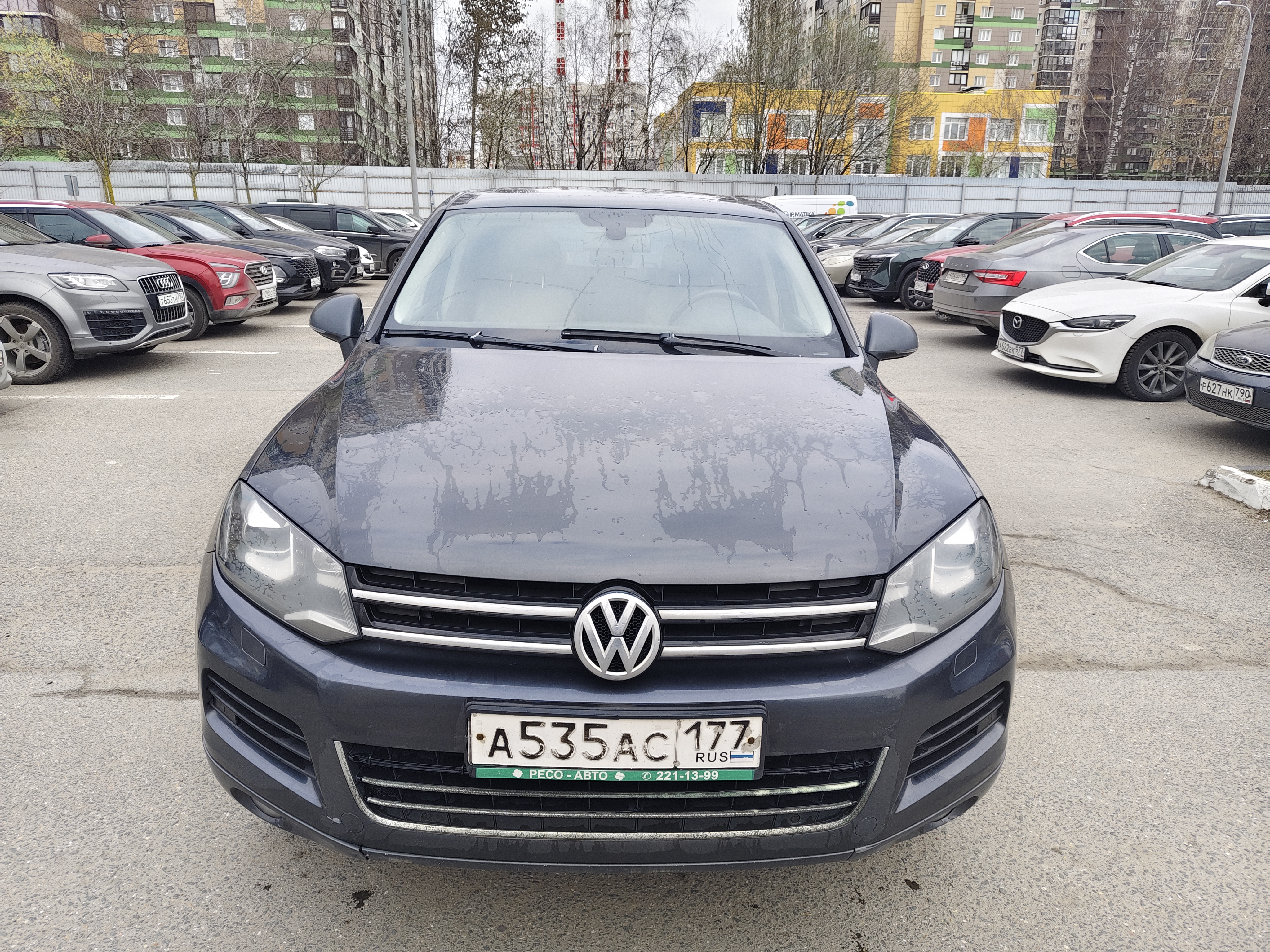 Volkswagen Tuareg 2010 год