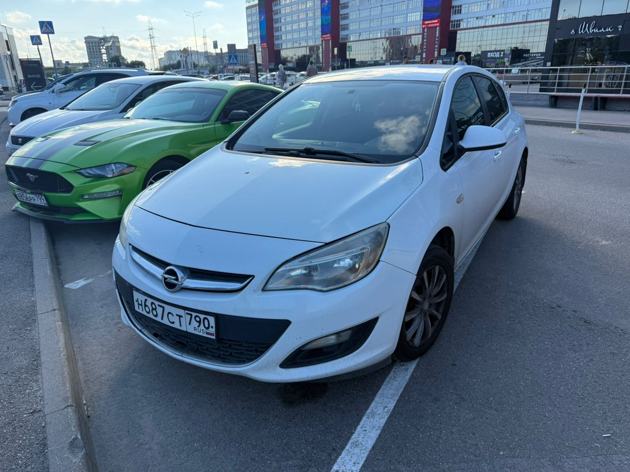 Opel Astra 2013 год