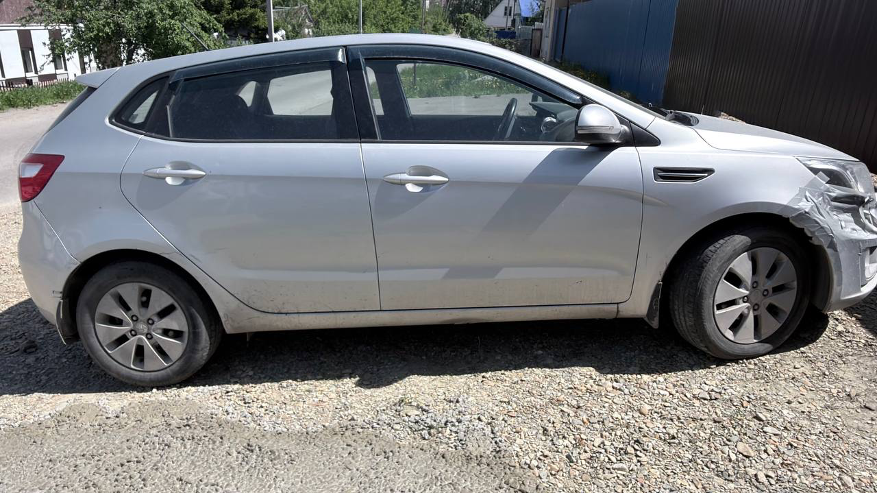 Kia Rio 2013 год