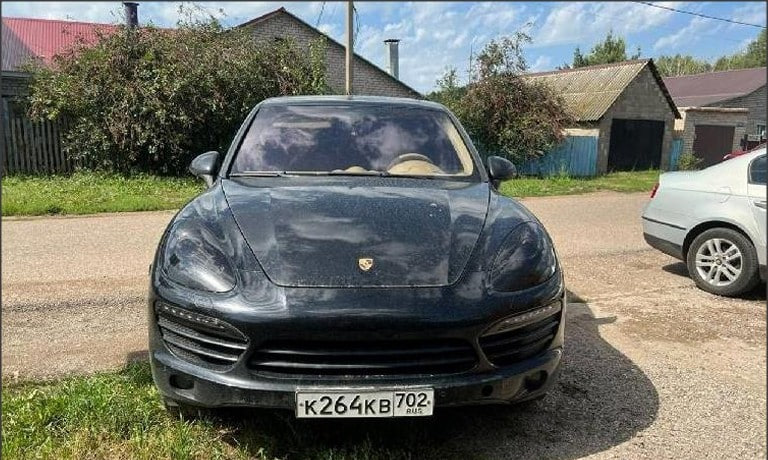Porshe Cayenne 2012 год