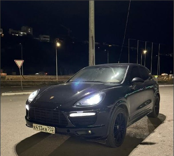 Porshe Cayenne GTS 2013 год