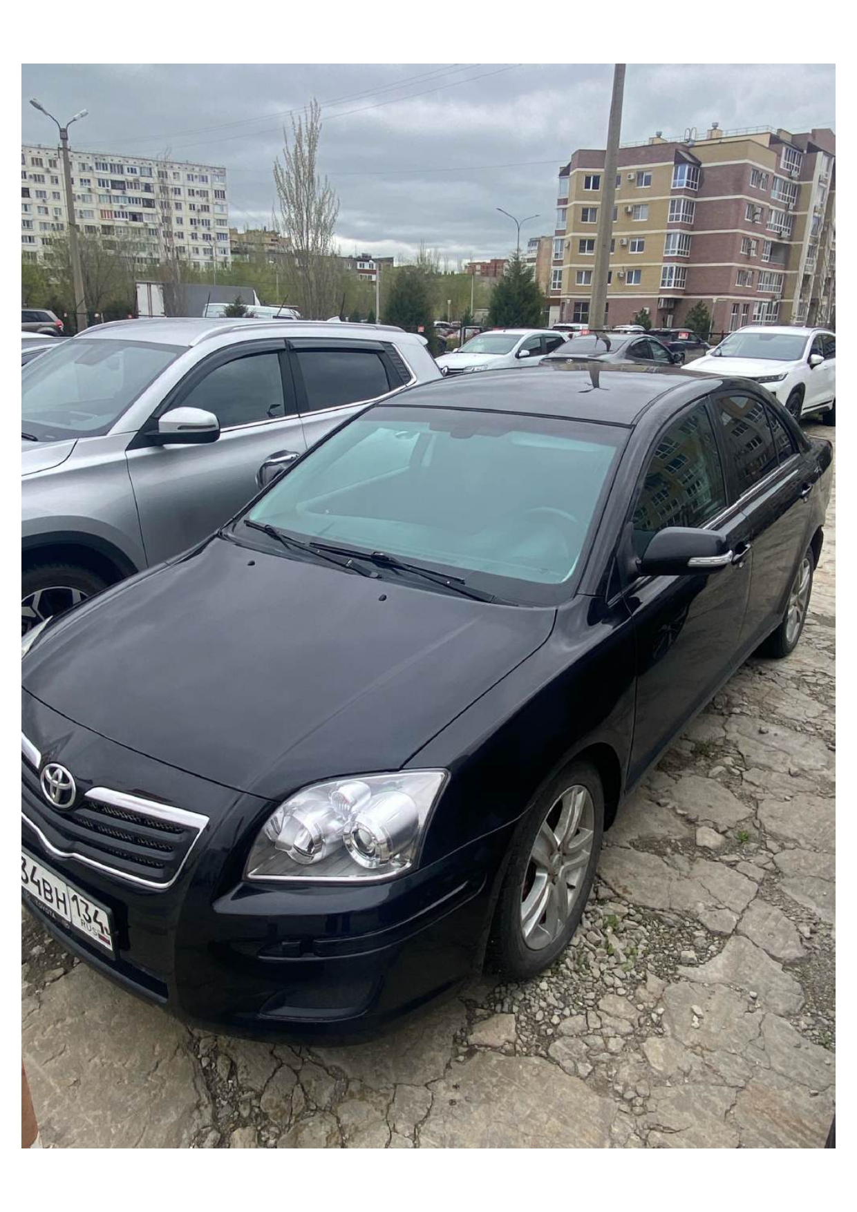 Toyota Avensis 2008 год