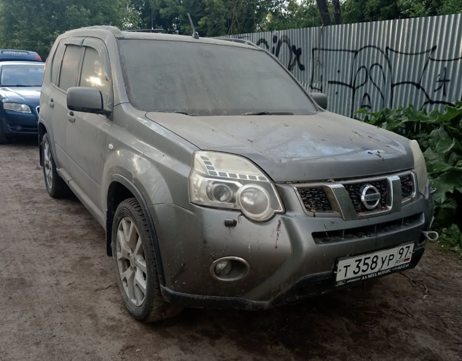 Nissan X Trail 2011 год