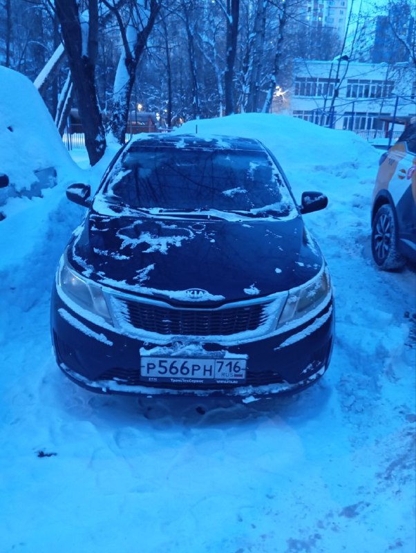 KIA RIO 2014 год