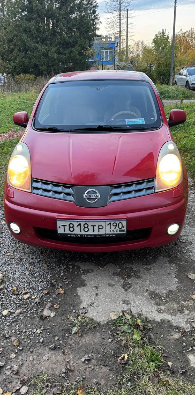 Nissan Note 2008 год