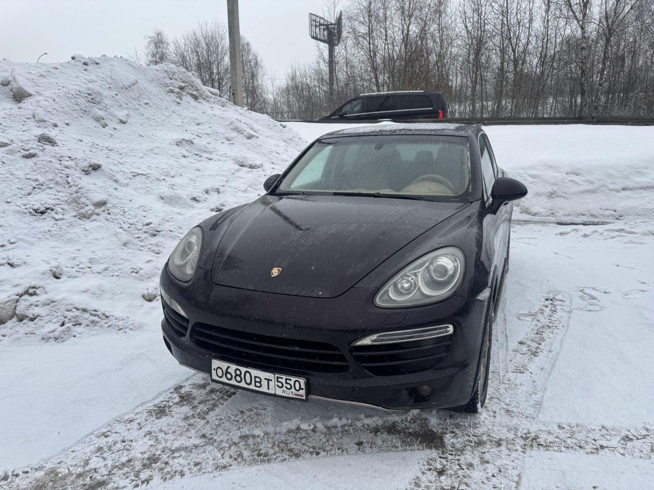 Porsche Cayenne 2010 год