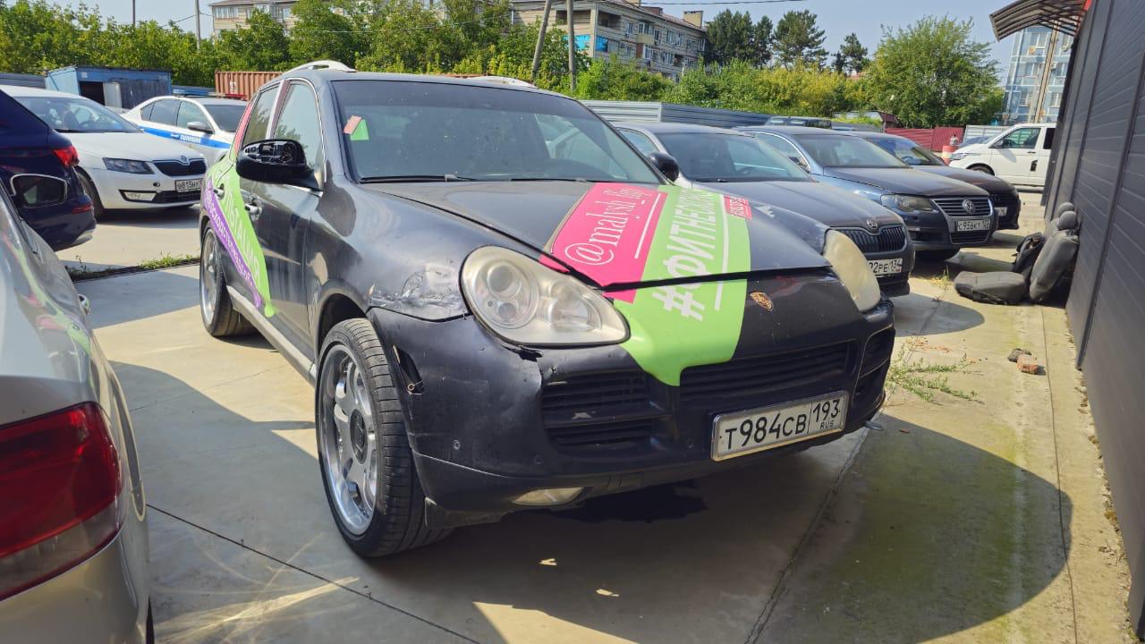 Porsche Cayenne 2005 год