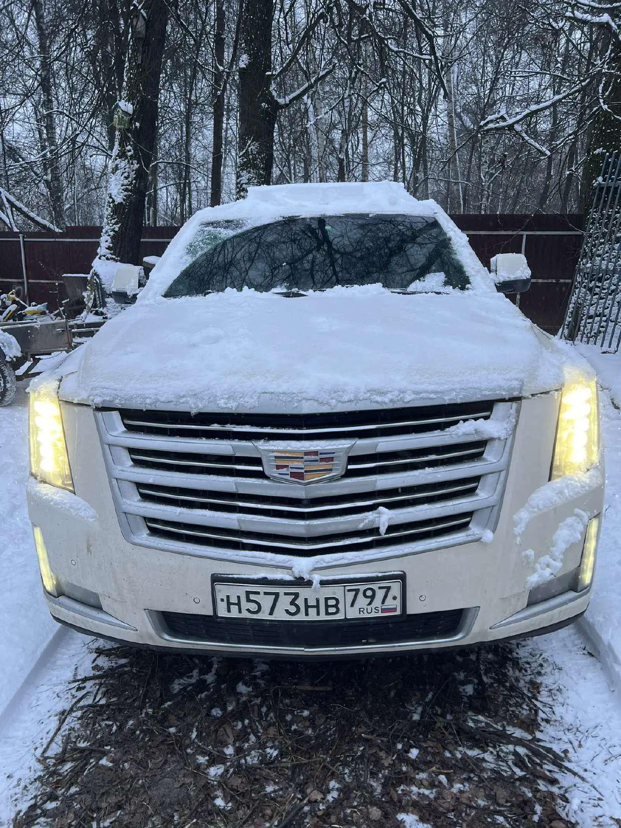 Cadillac Escalade 2015 год