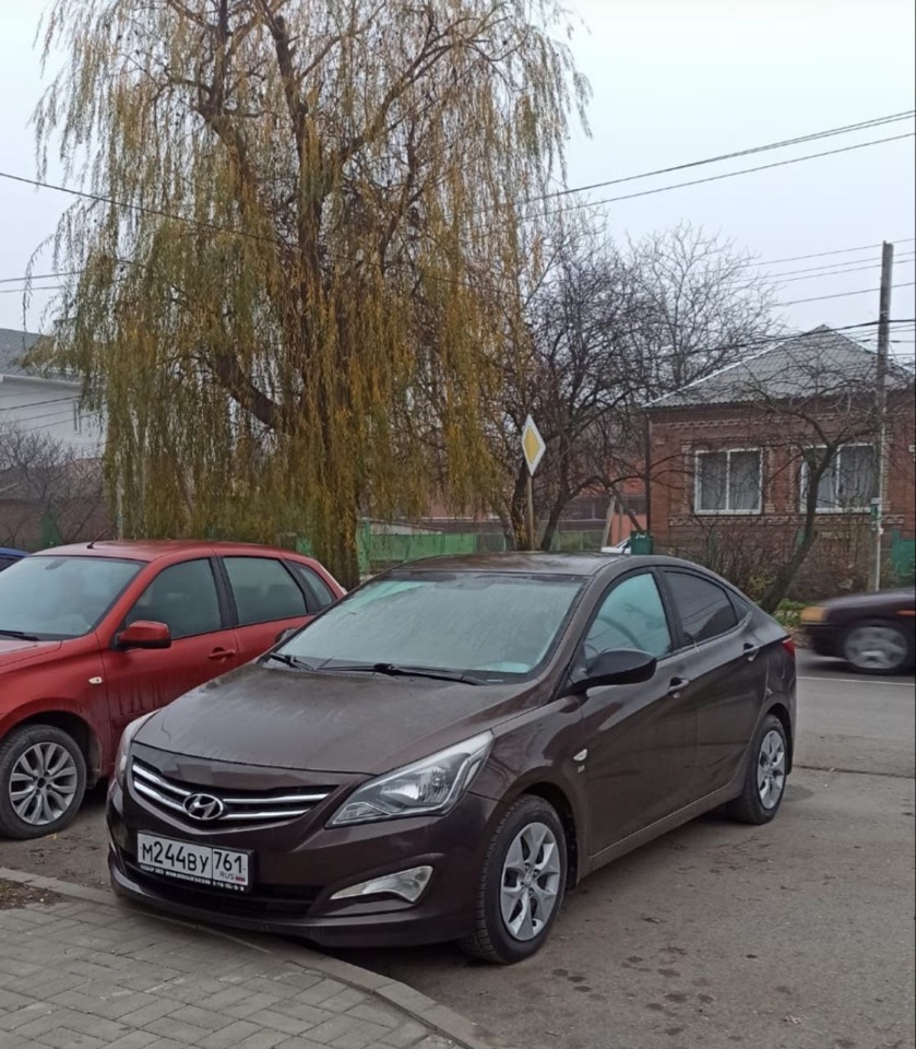 Hyundai Solaris 2015 год