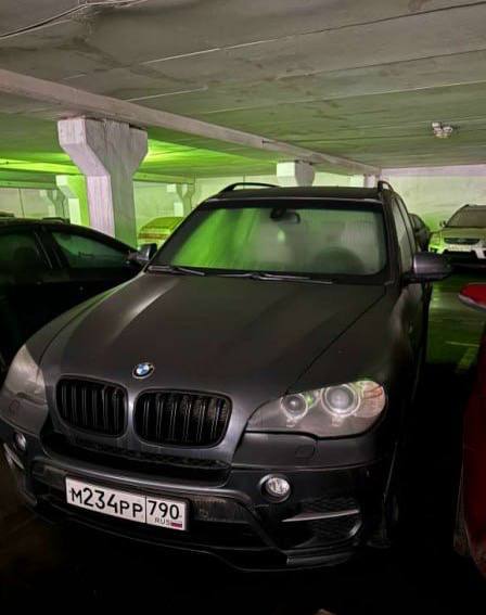BMW X5 2011 год