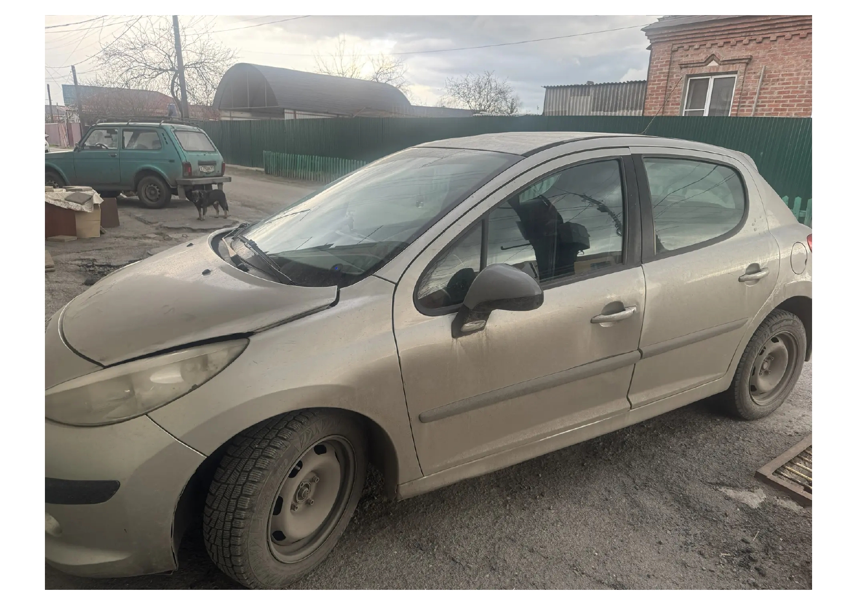 Peugeot 207 2009 год