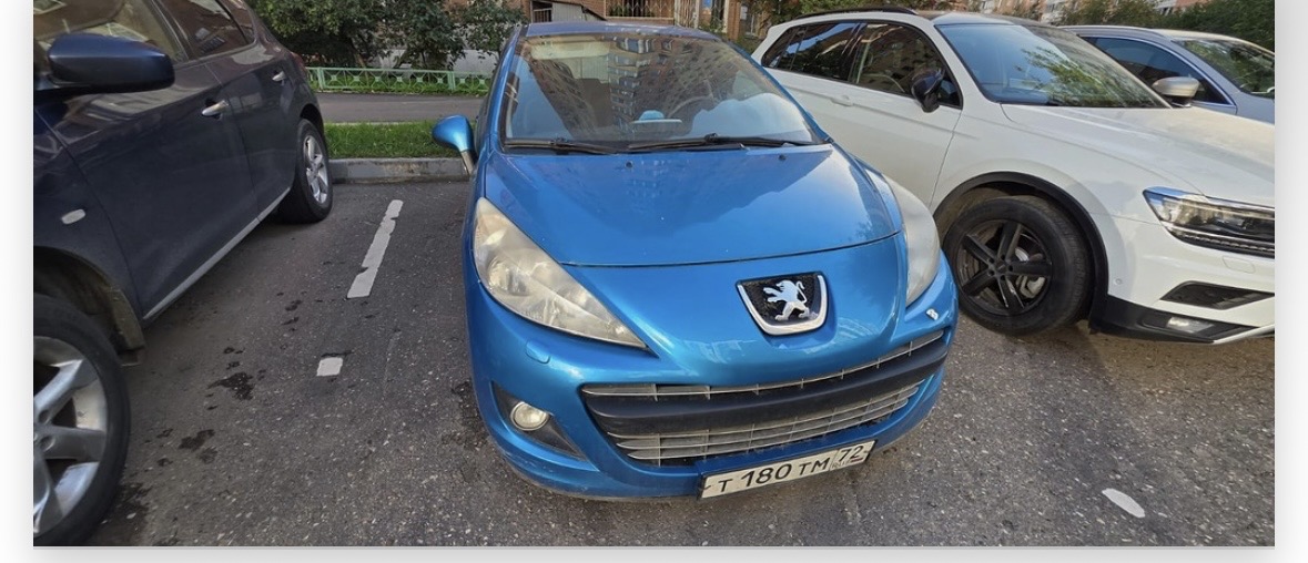 Peugeot 207 2011 год
