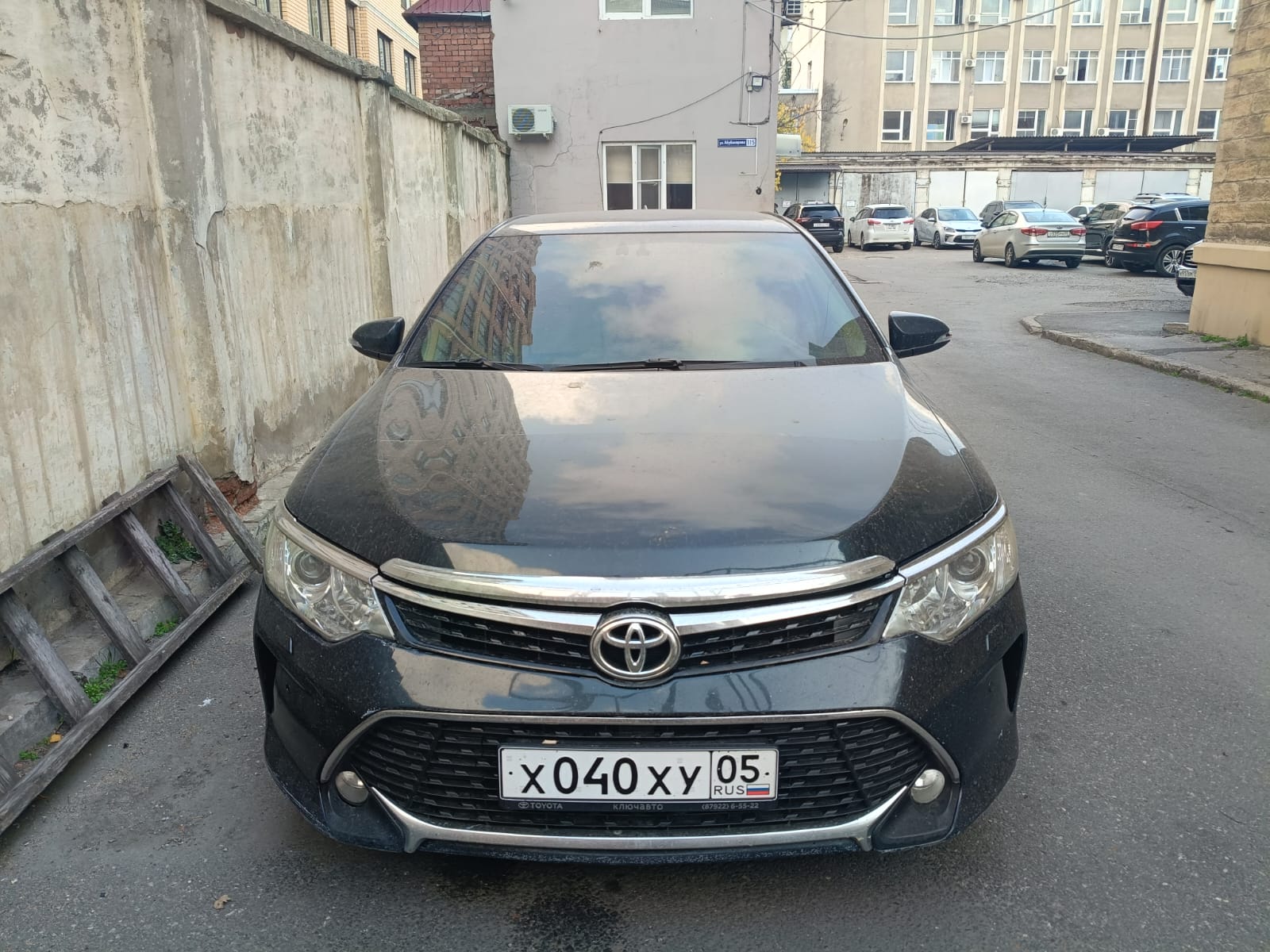 Toyota Camry 2016 год