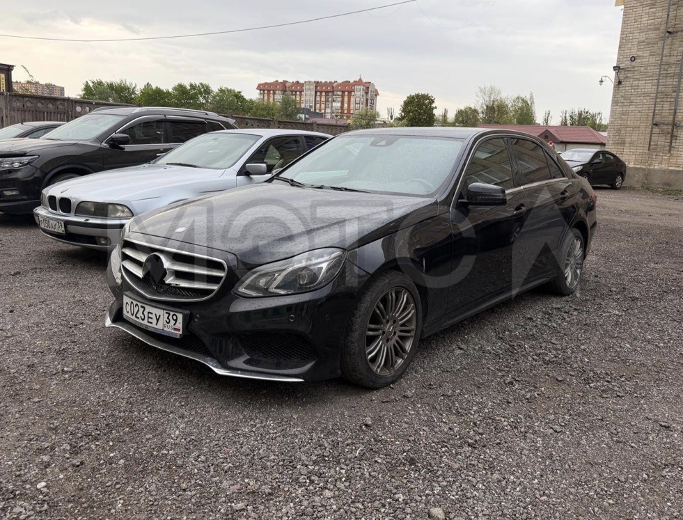 Mercedes-Benz E-Класс 2013 год
