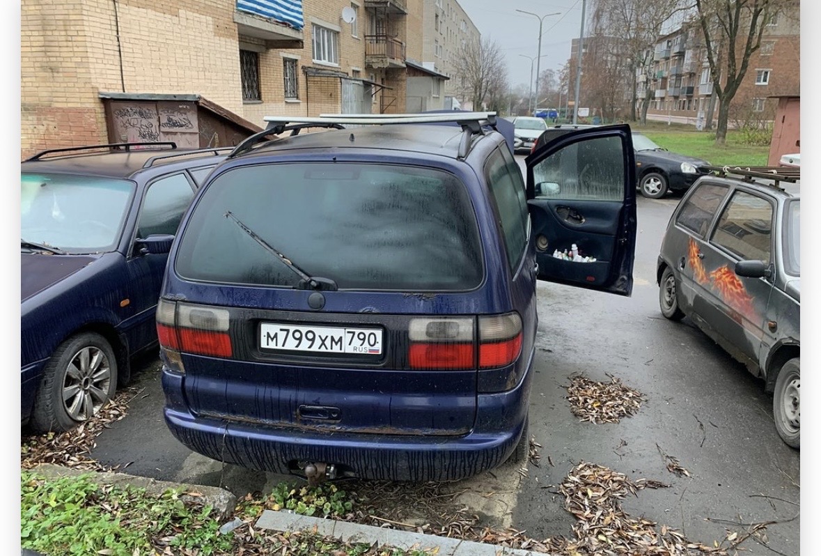 Volkswagen Sharan 1999 год