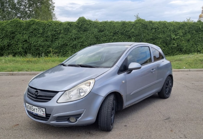 Opel Corsa 2007 год