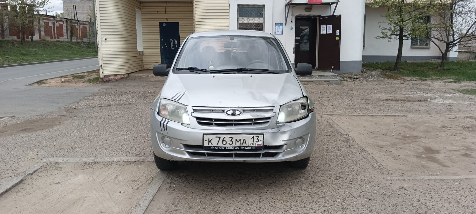 Lada Granta 2012 год