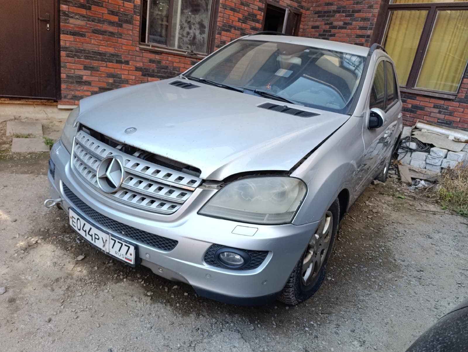 Mercedes-Benz ML350 2006 год