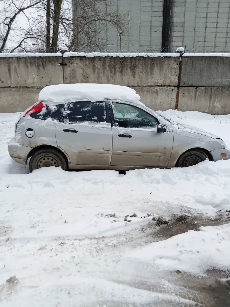 Ford Focus 2004 год