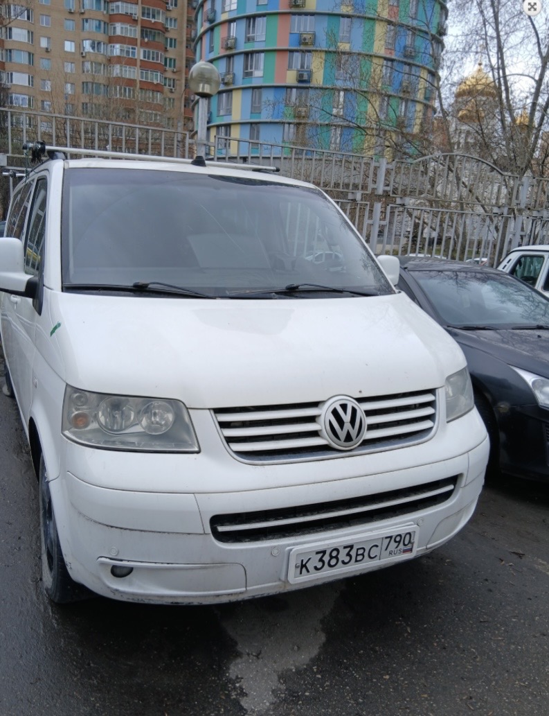 Volkswagen Multivan 2009 год