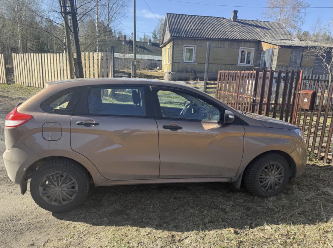 Lada Xray 2017 год