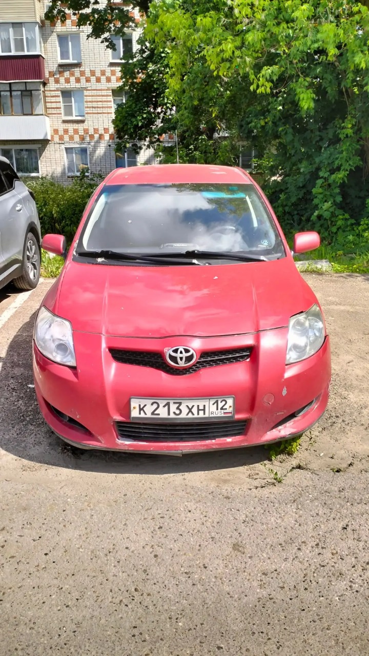 Toyota Auris 2007 год