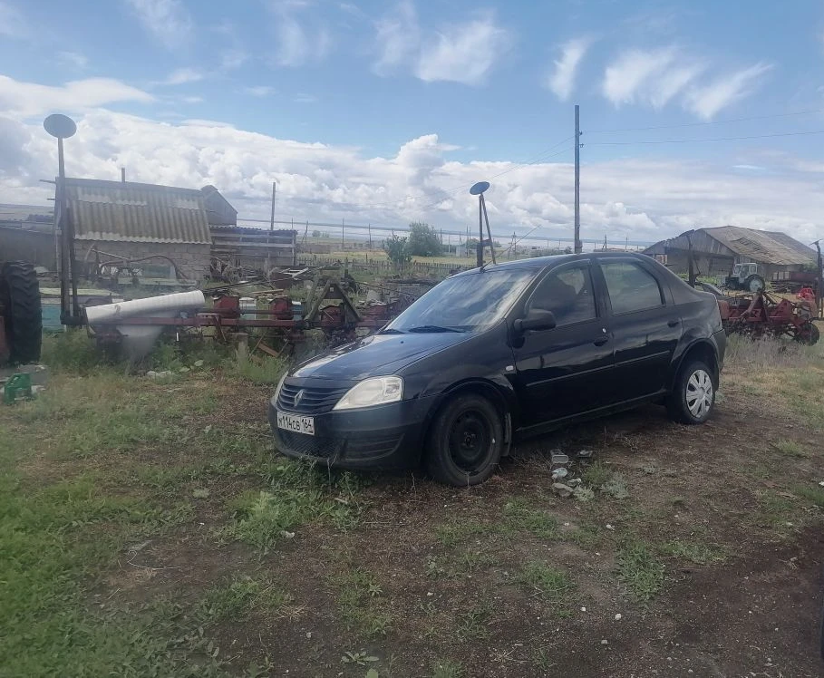 Renault Logan 2014 год