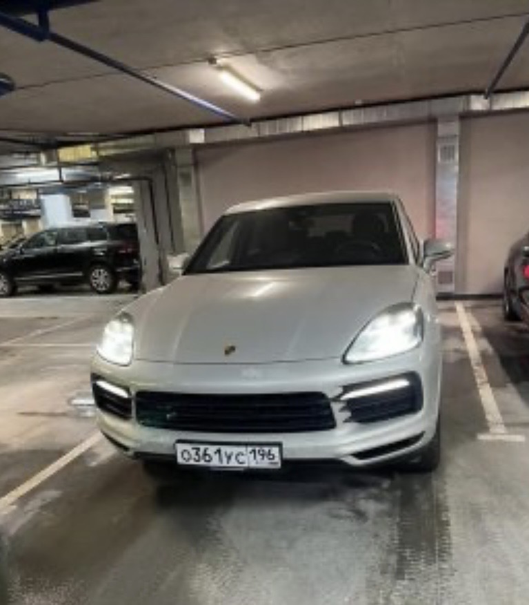 Porsche Cayenne 2020 год