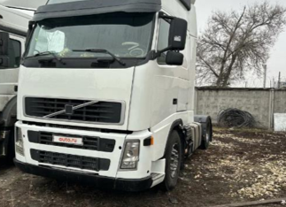 Volvo FES 4x2 2008 год