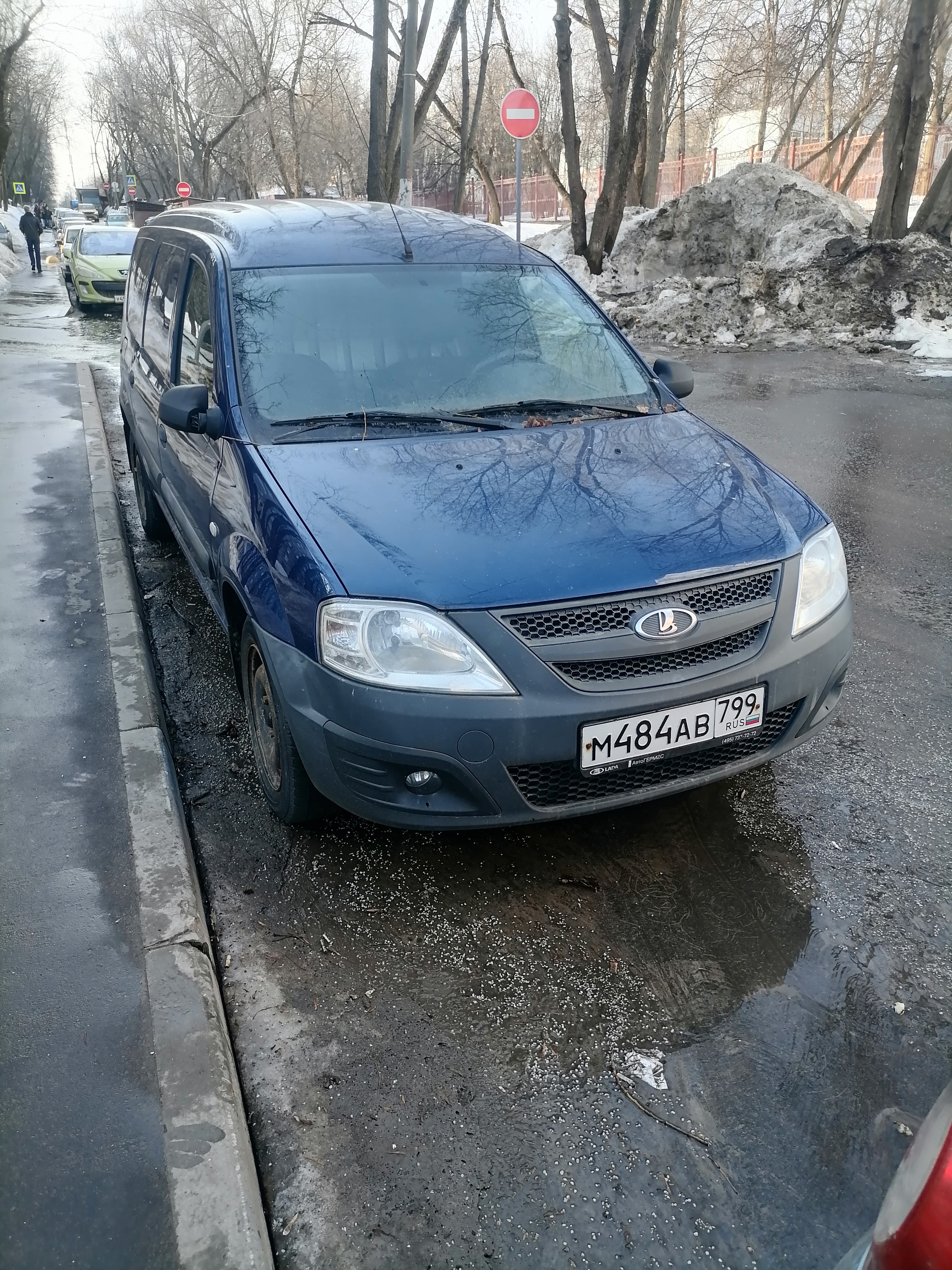 Lada Largus 2017 год
