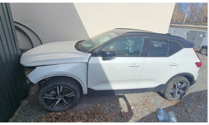 Volvo XC40TS 2020 год