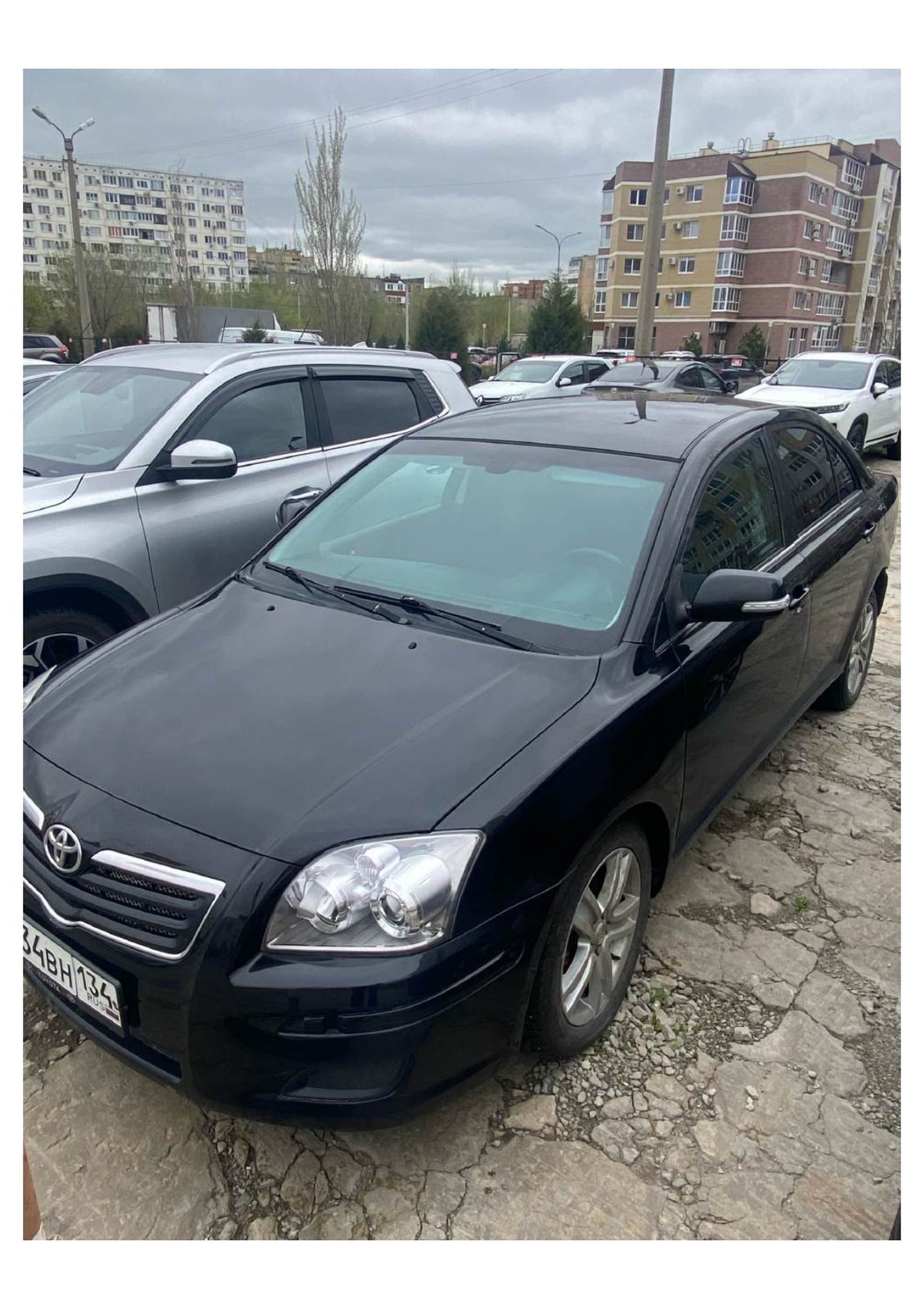 Toyota Avensis 2008 год