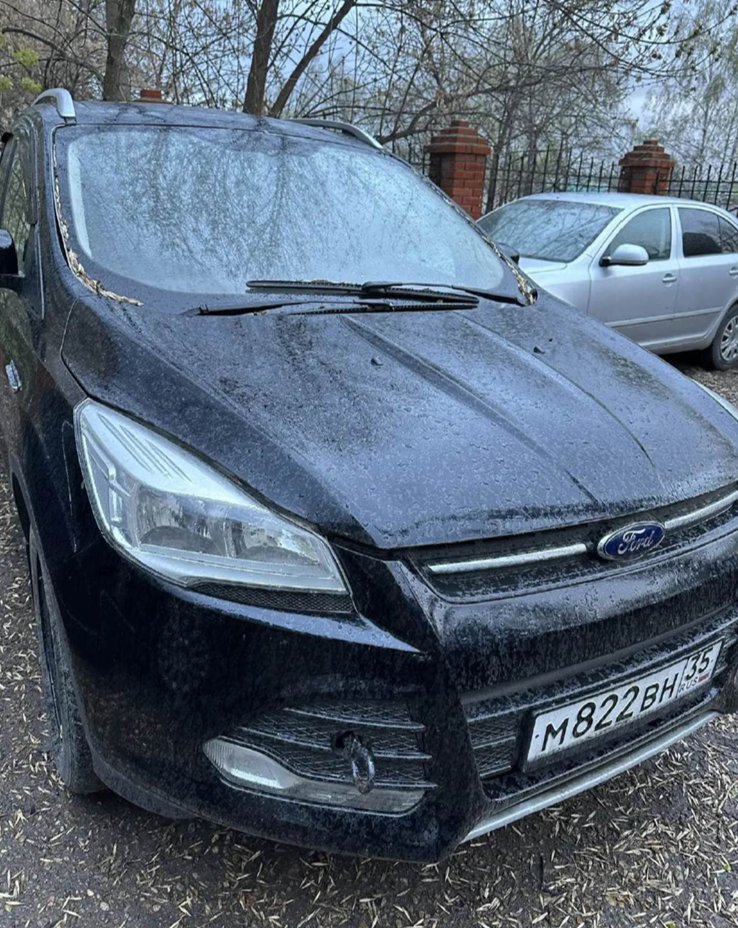 Ford Kuga 2013 год
