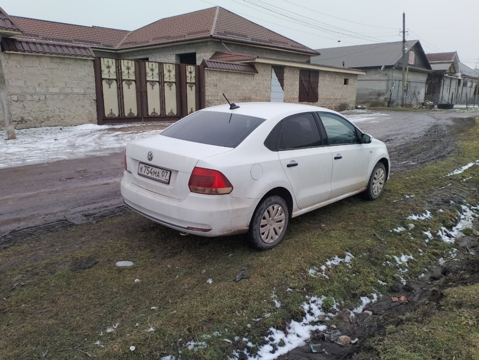 Volkswagen POLO 2017 год