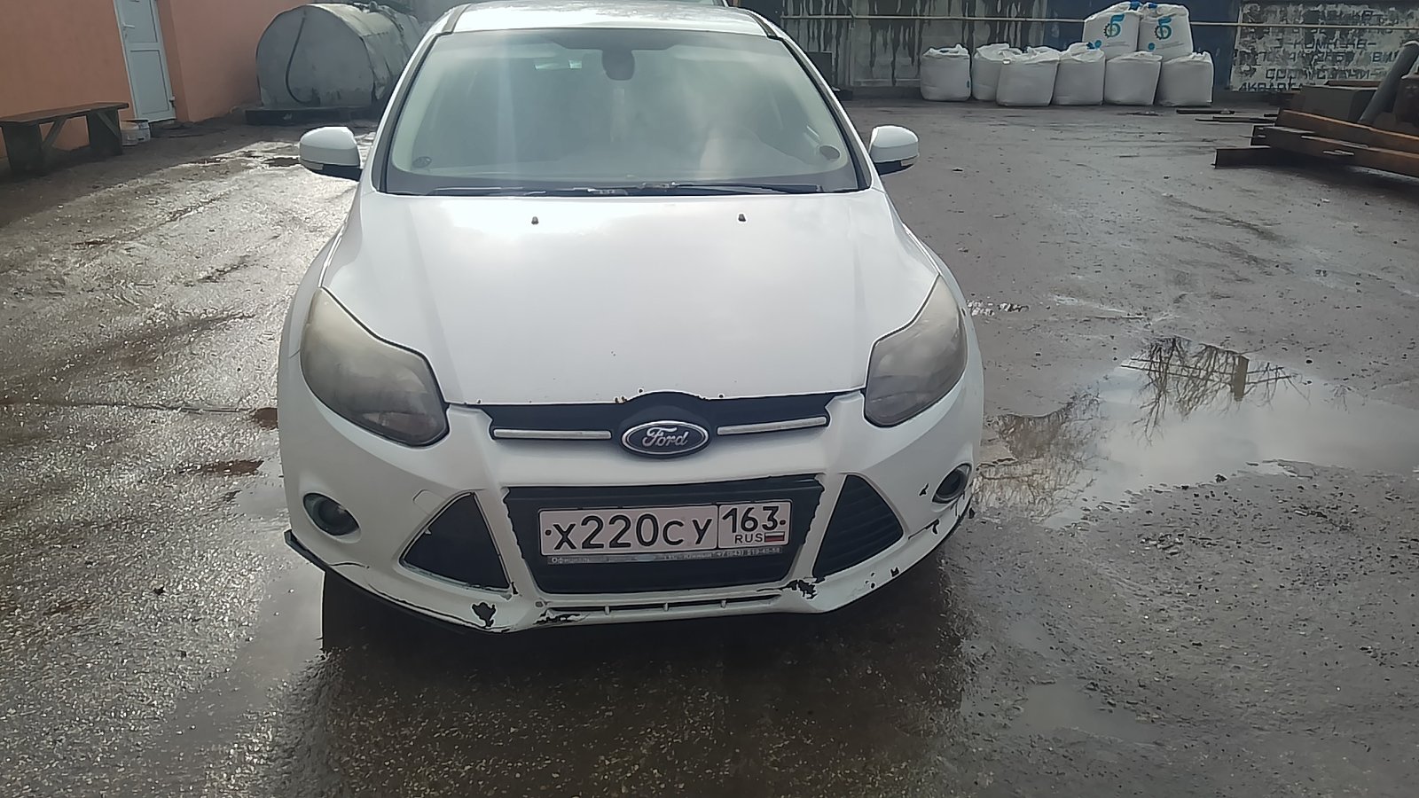 Ford Focus 2012 год