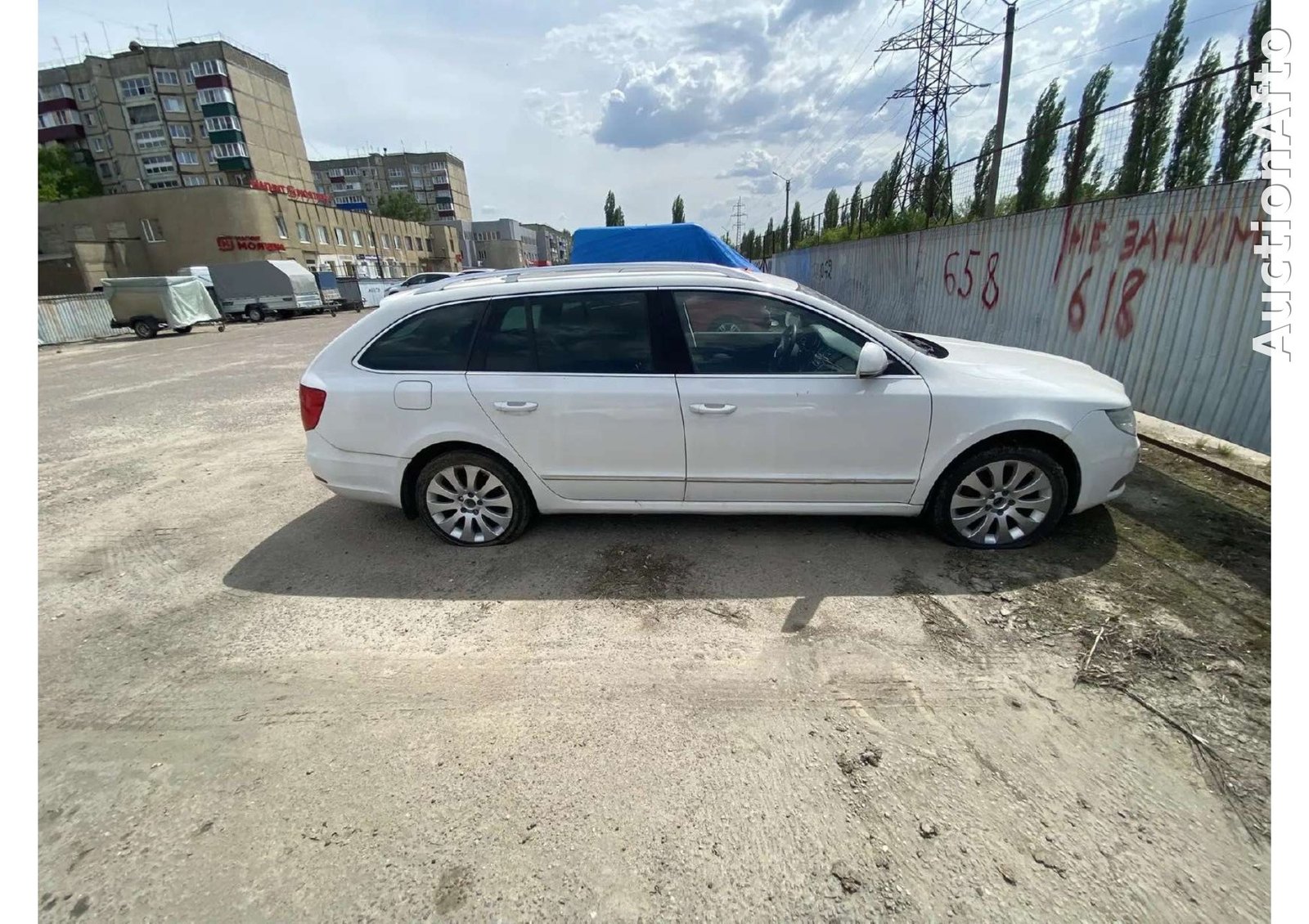 Skoda Superb 2013 год