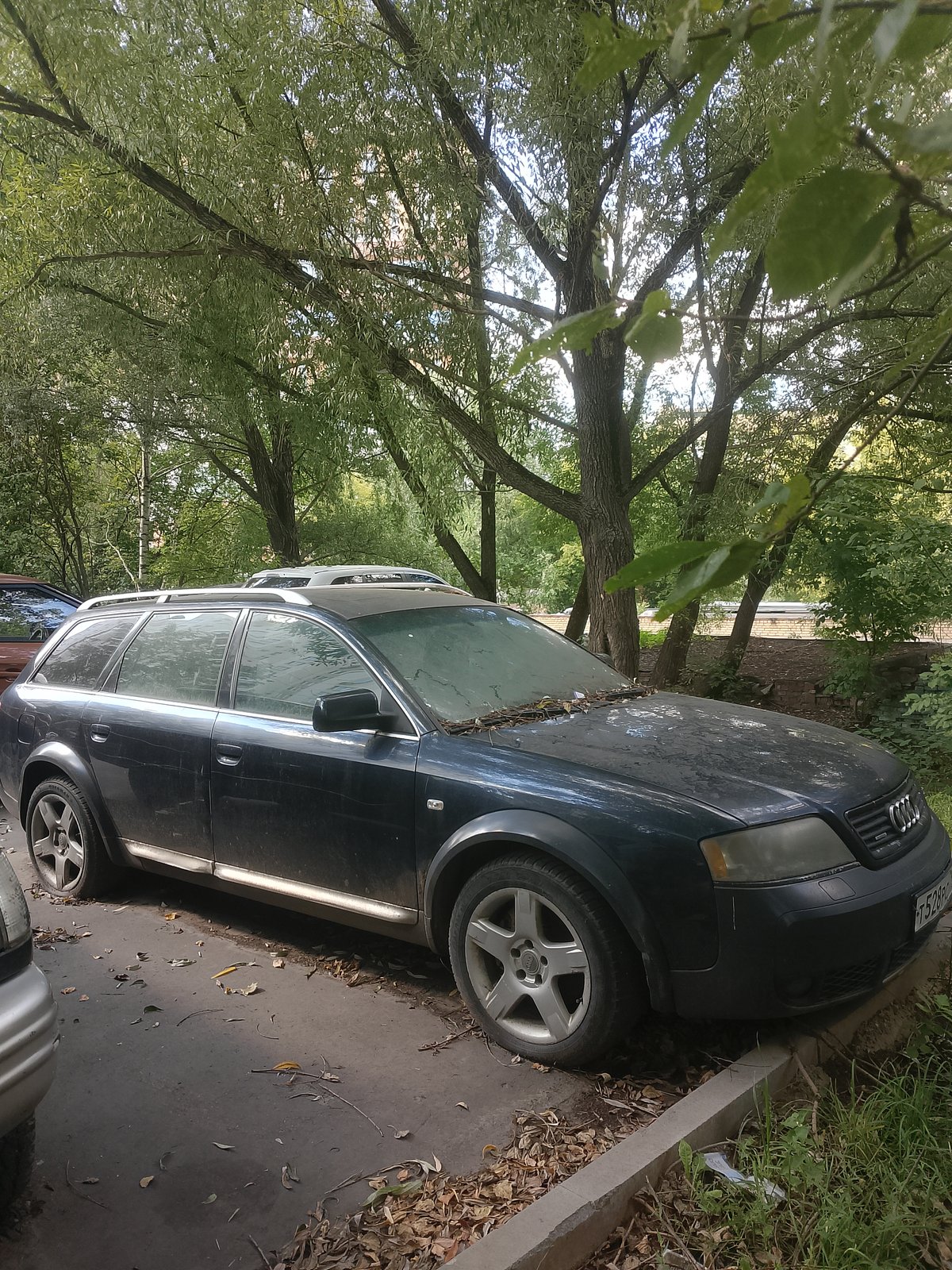 Audi A6 2004 год