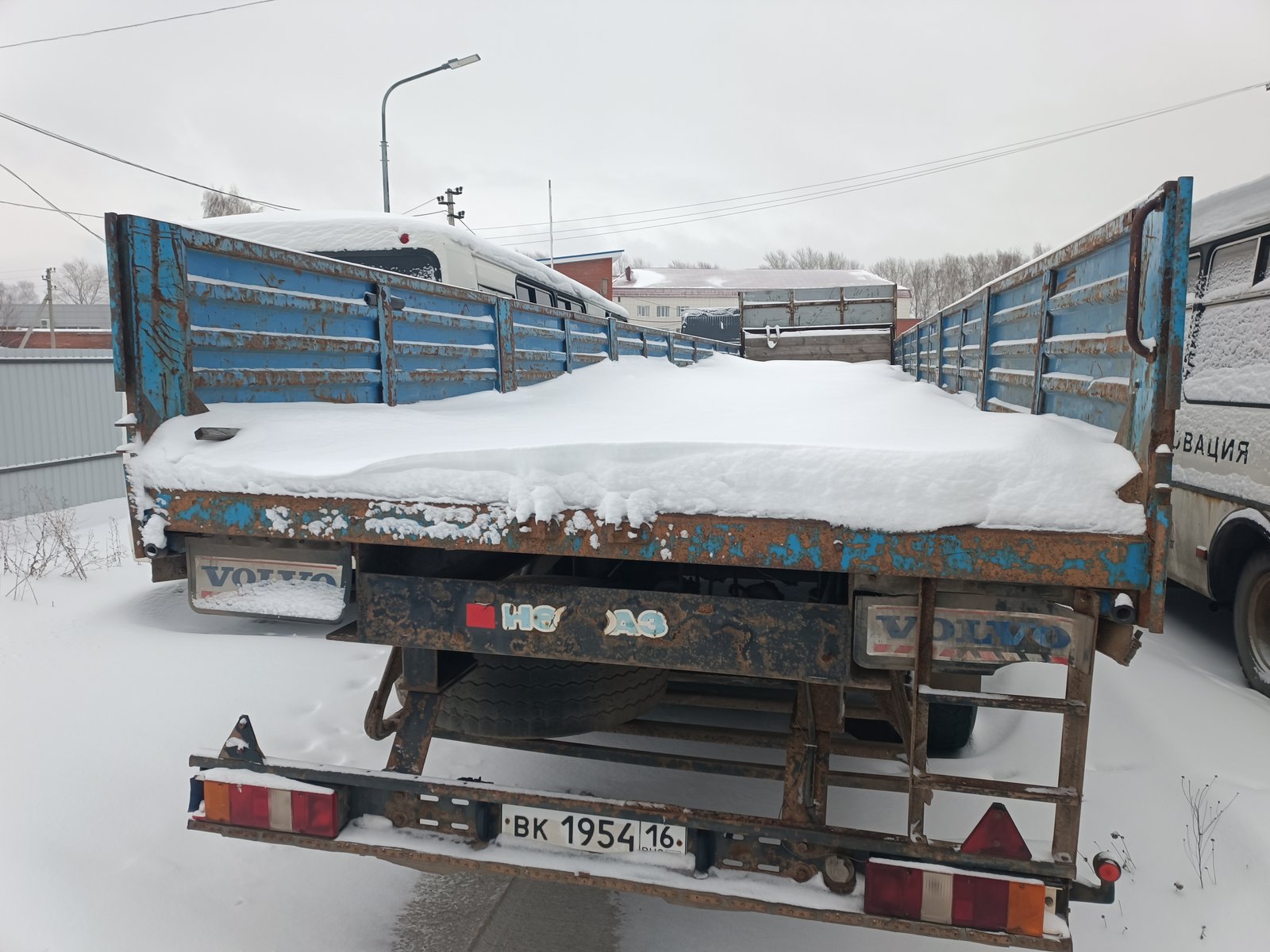 Полуприцеп 93341-07 2015 год