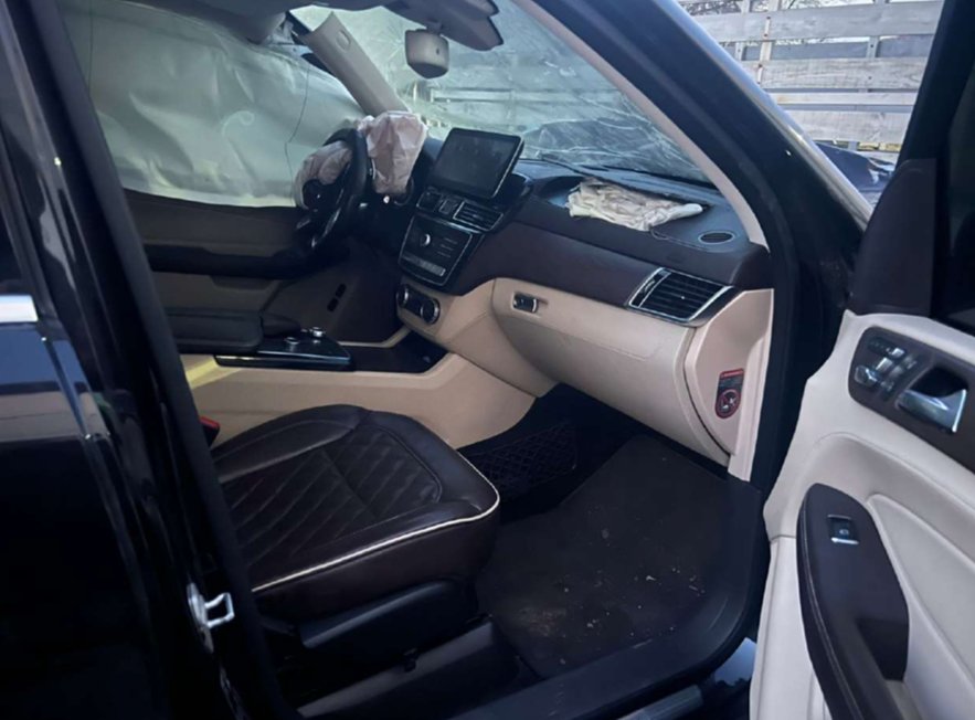 Mercedes-Benz GLE 350 D 2015 год