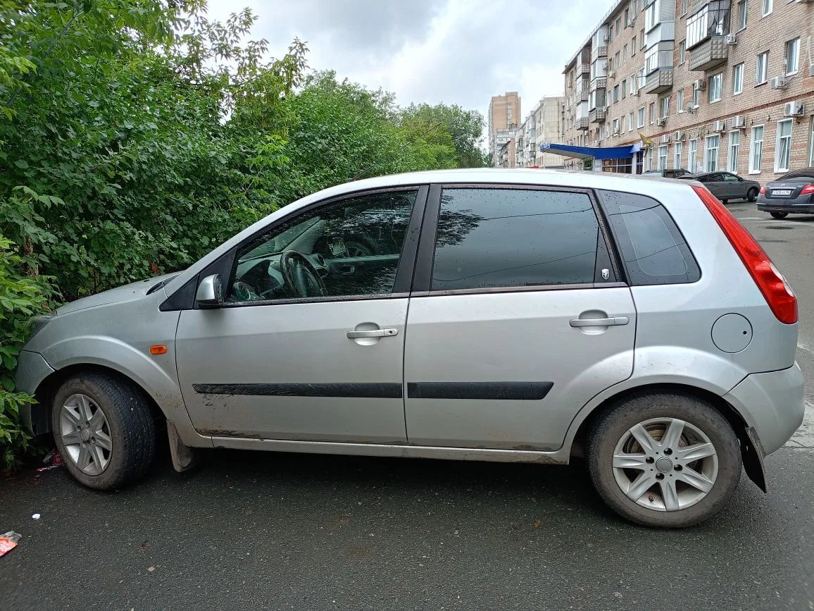Ford Fiesta 2007 год