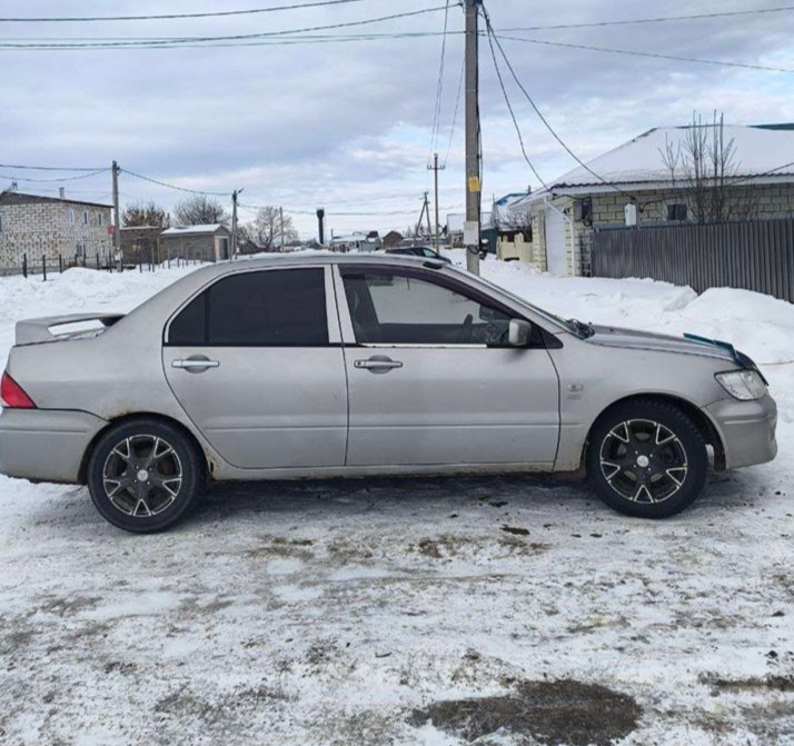 Mitsubishi Лансер 2002 год