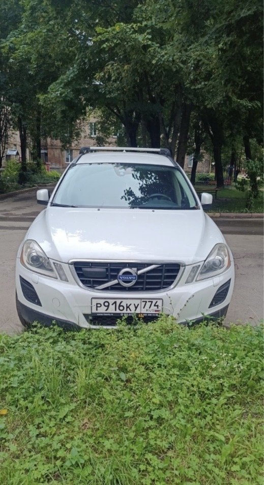 Volvo XC60 2011 год