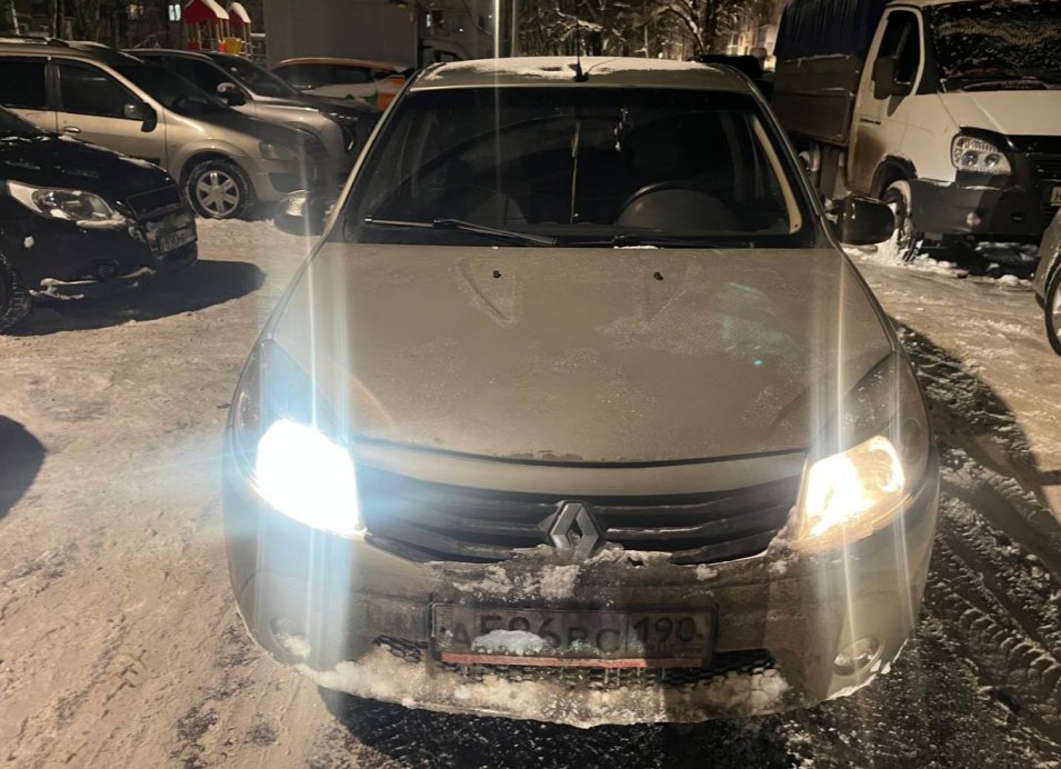 Renault SR 2010 год