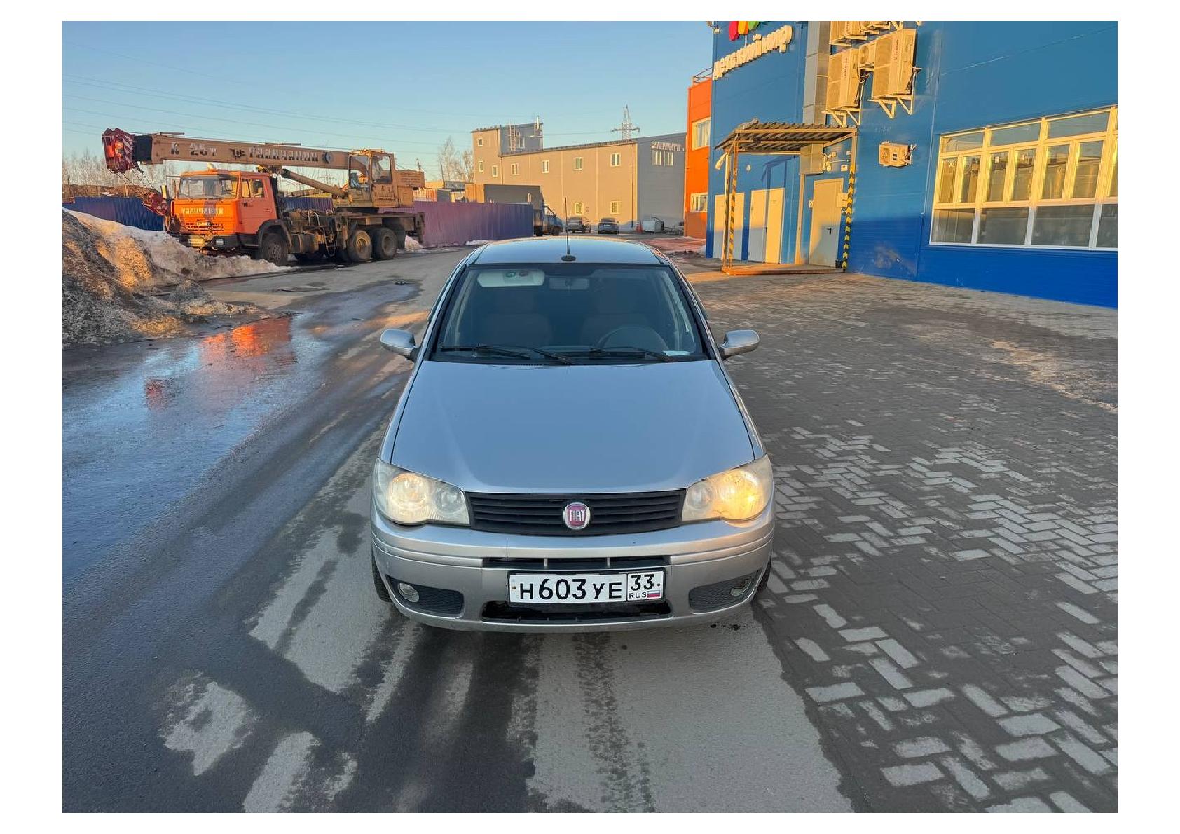 Fiat Albea 2011 год