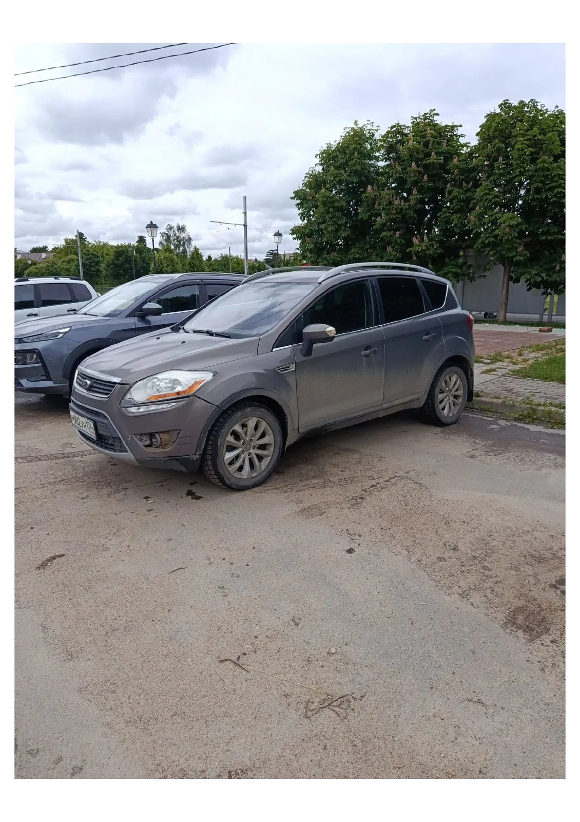 Ford Kuga 2012 год