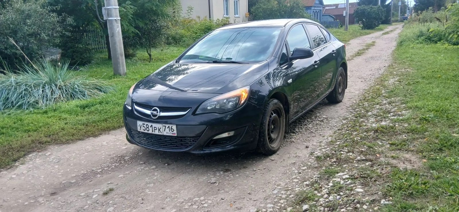 Opel ASTRA 2013 год